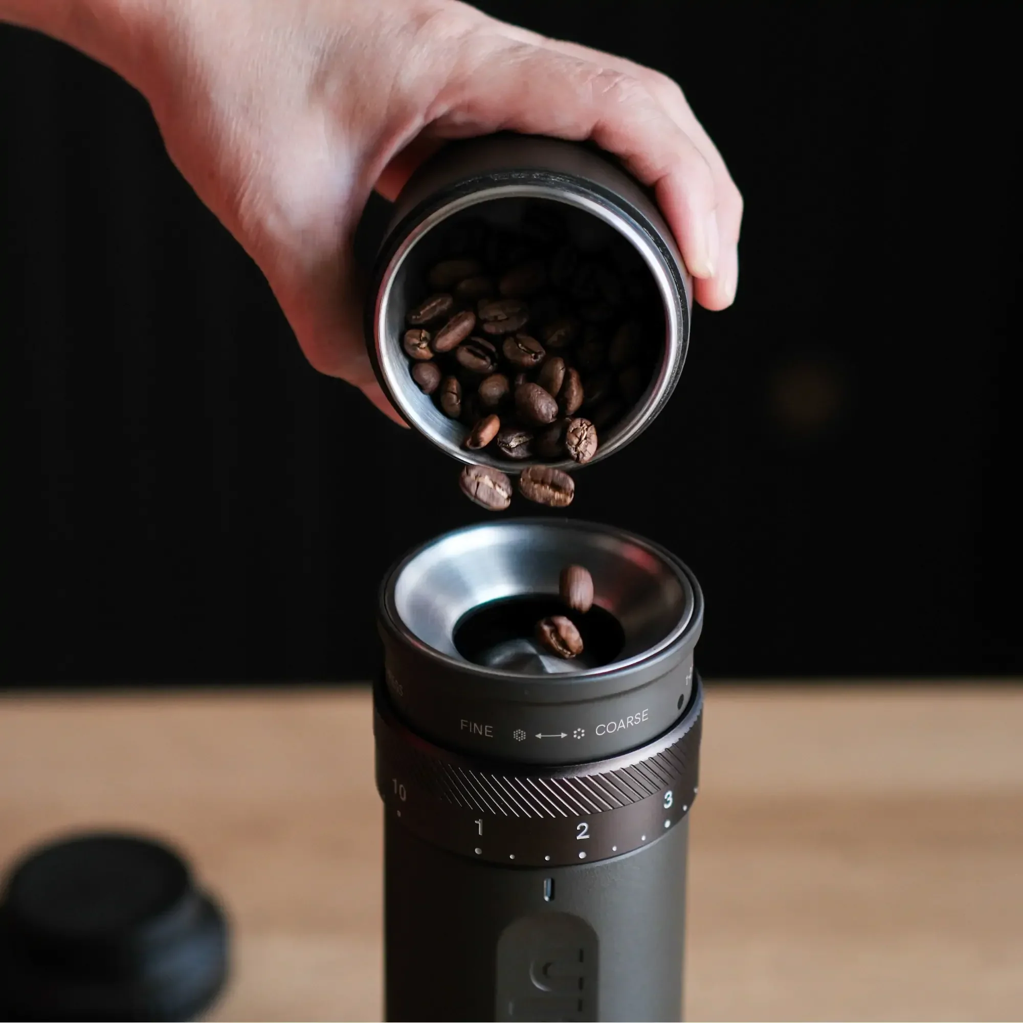 OutIn Fino Portable Electric Coffee Grinder - Image 8